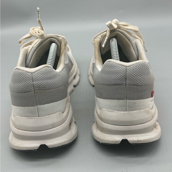 On Cloud SWISS ENGINEERING Cloudrunner Frost White Women’s Size 7 Run Sneakers - Picture 5 of 8